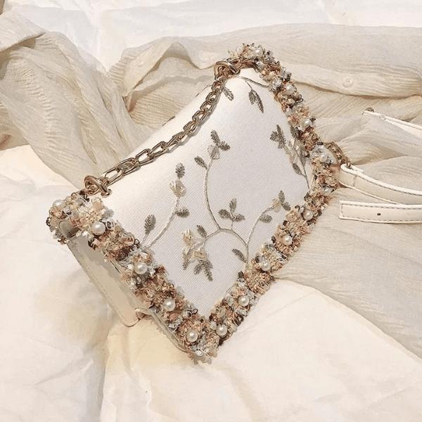 Trendy Mini evening bag for wedding party